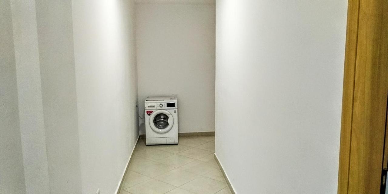 Rass' Apartment Vlore Ngoại thất bức ảnh