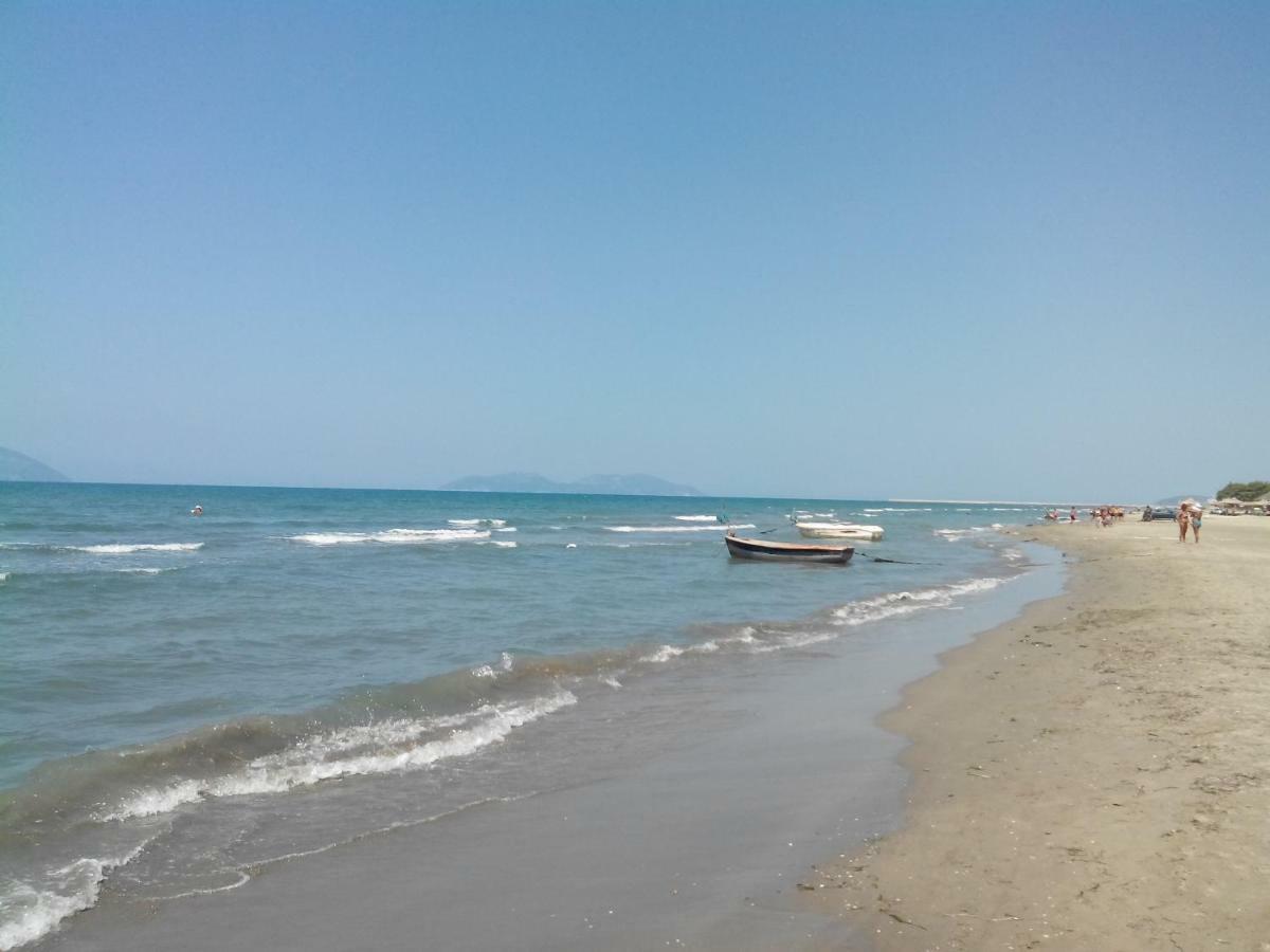 Rass' Apartment Vlore Ngoại thất bức ảnh